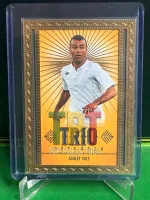 2025 Futera Unique World Edition 21 - Ashley Cole Trio 23kt Gold Frame /10 frente
