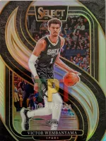 Victor Wembanyama Silver Premier Level  front